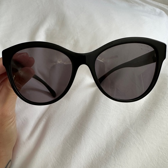 CHANEL Black Sunglasses with Gold Logo Accents main image 13